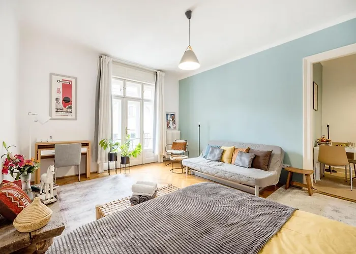 Modern Flat In Heritage District Near The City Center